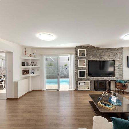 Accomoteleia Crystal Lagoon Villa Protaras Exteriör bild