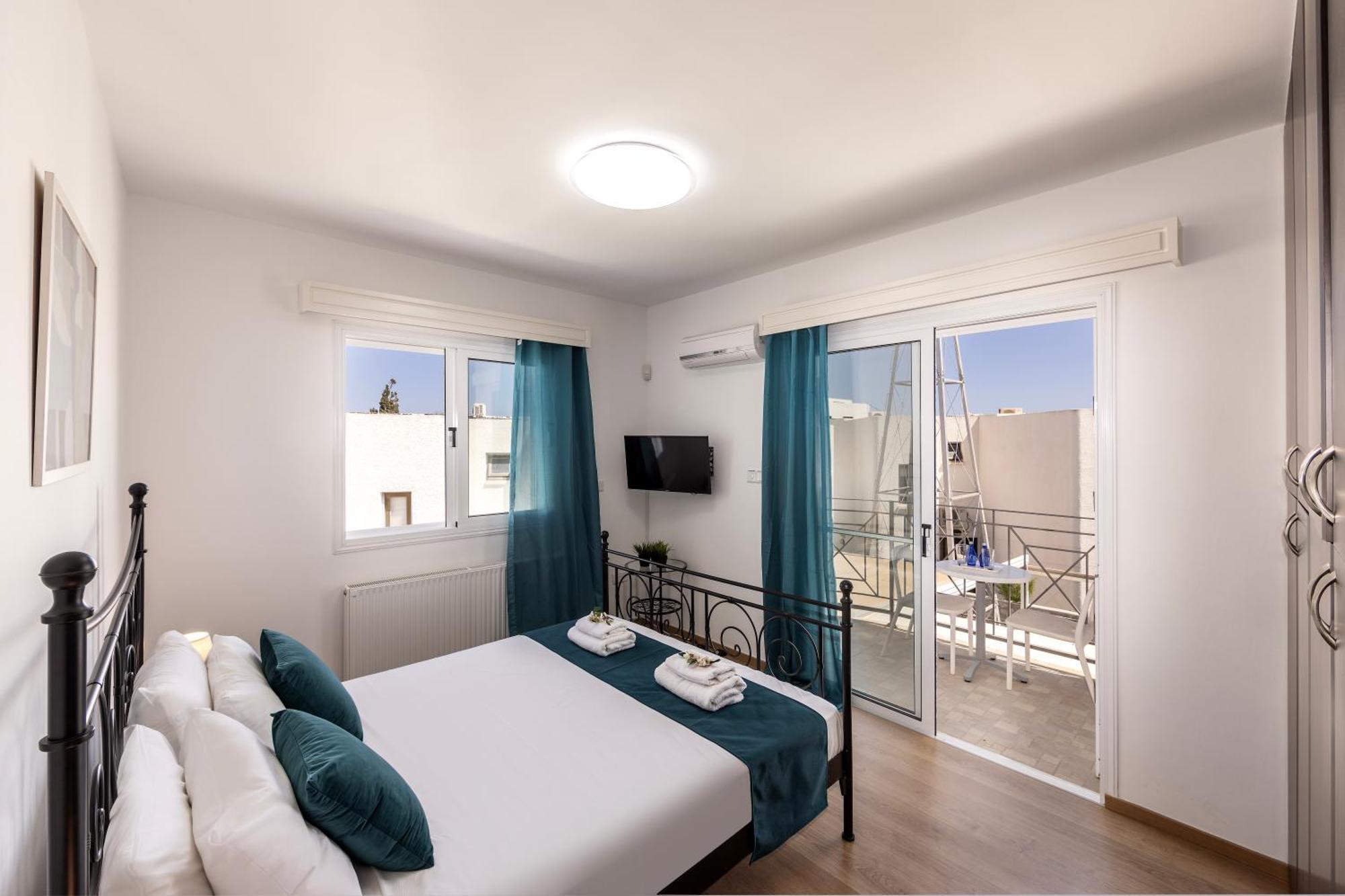 Accomoteleia Crystal Lagoon Villa Protaras Exteriör bild